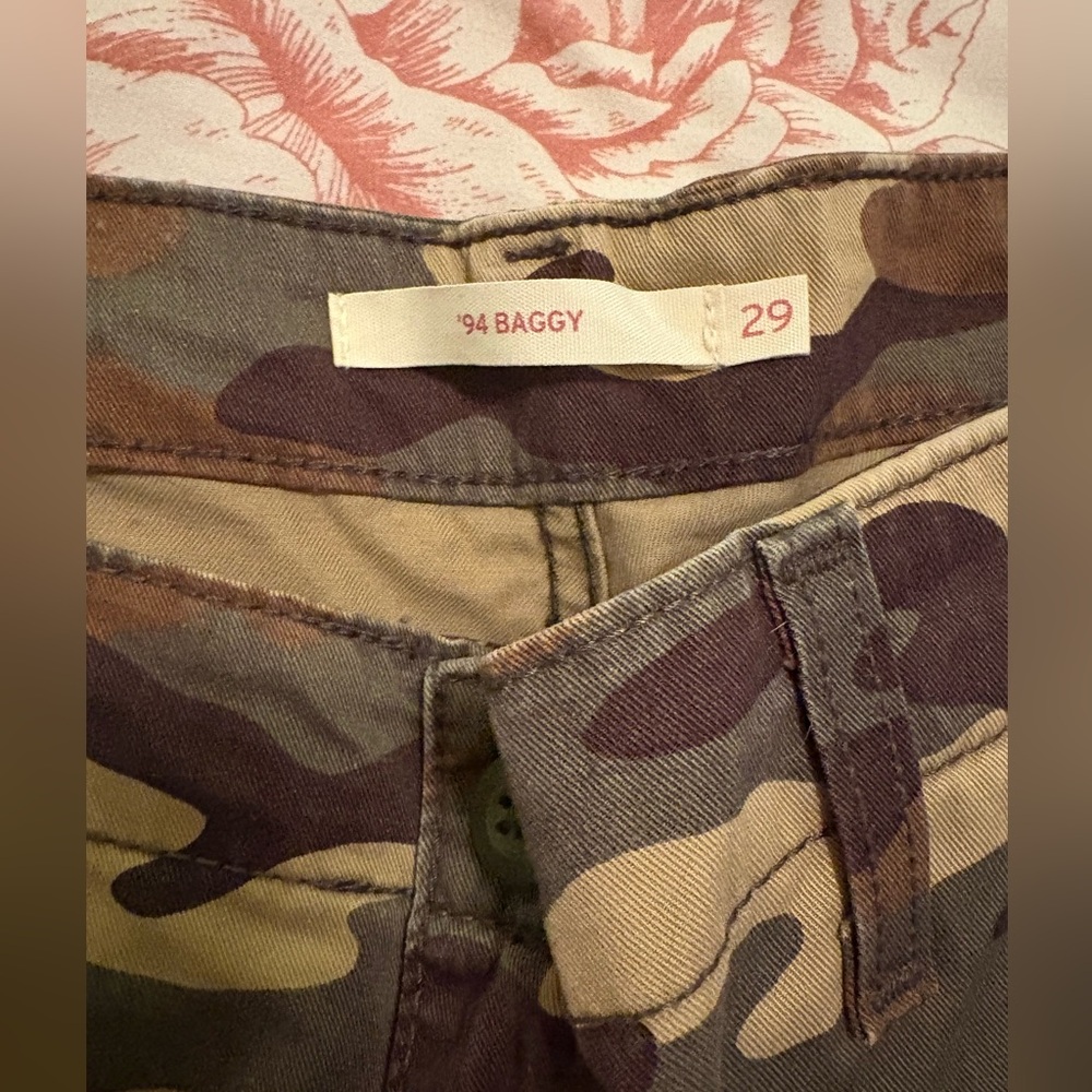 Levi’s 94 baggy camo pants - Picture 4 of 4